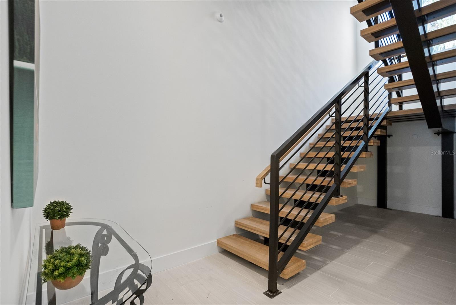 MARINA BAY MASTER CONDO - Residential