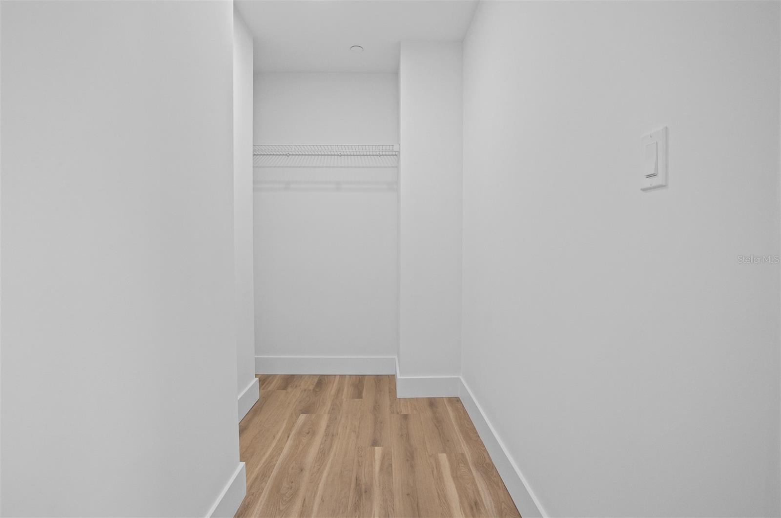 MARINA BAY MASTER CONDO - Residential