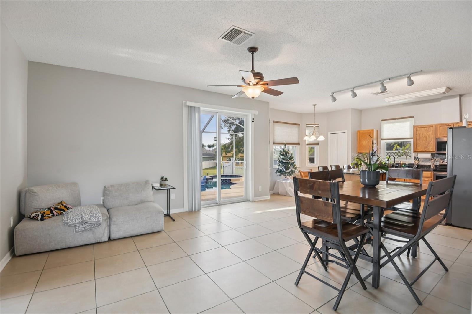 LAKEVIEW VILLAGE SEC I - Residential