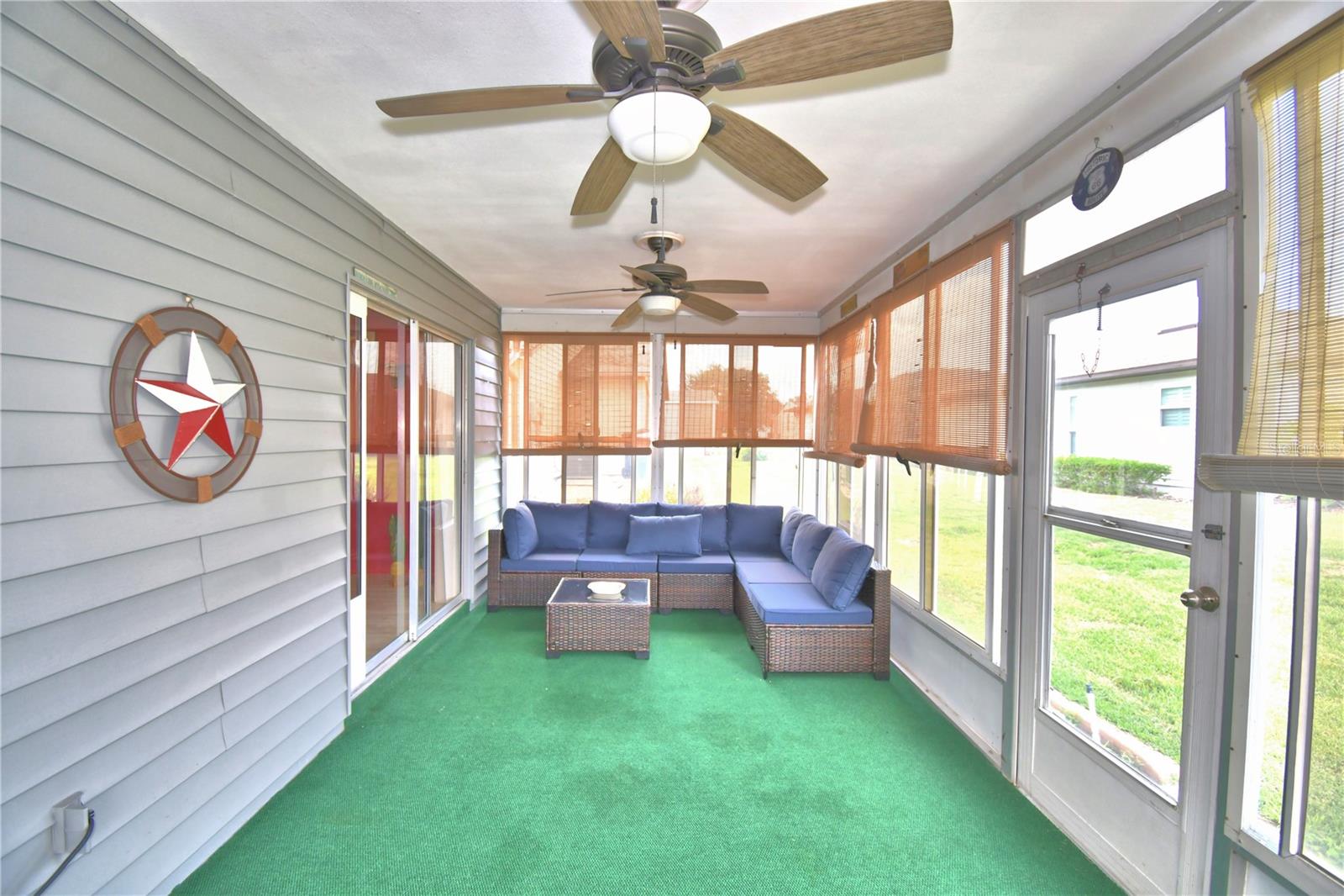 COLONNADES PH 01 - Residential