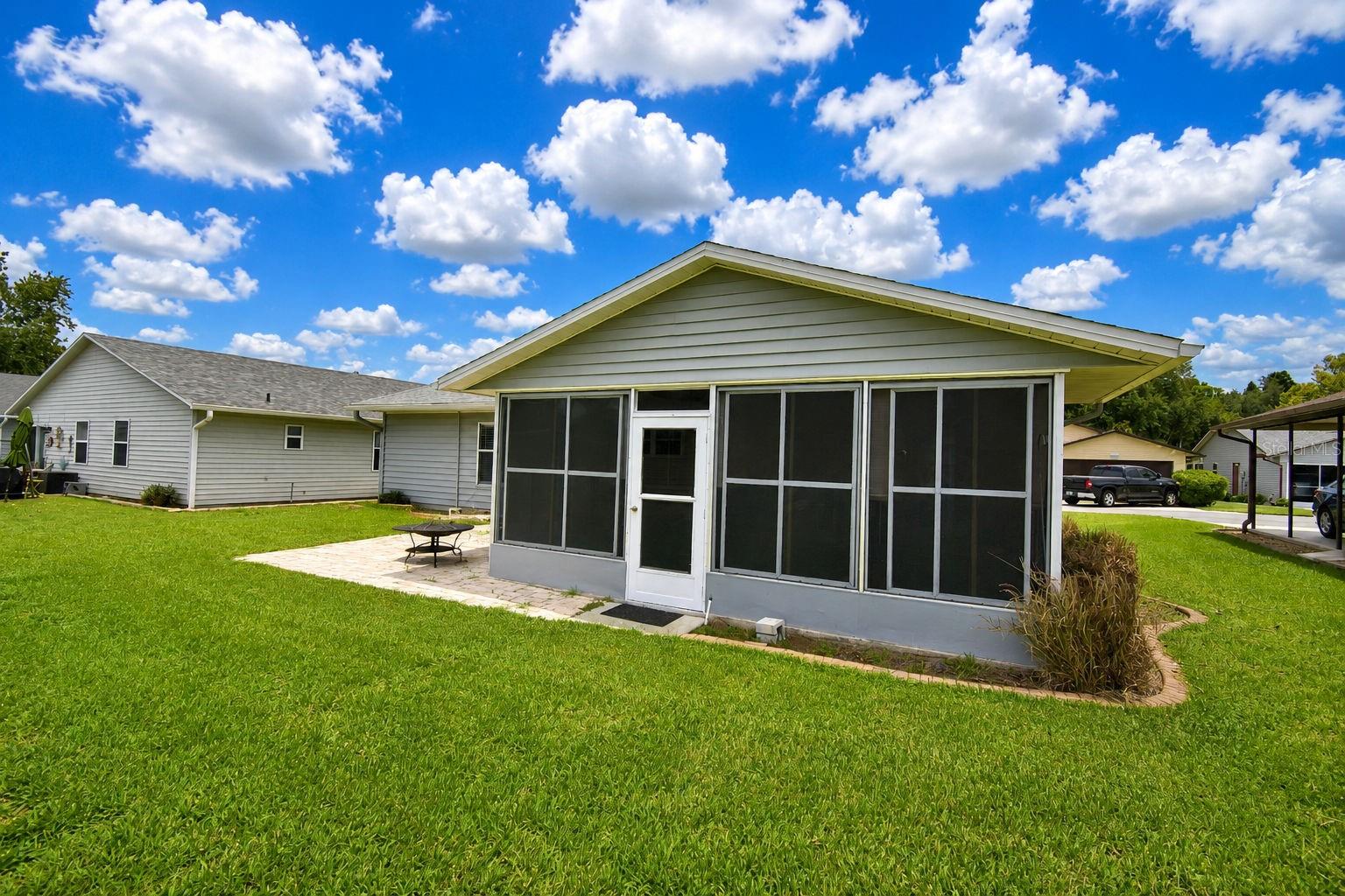 COLONNADES PH 01 - Residential