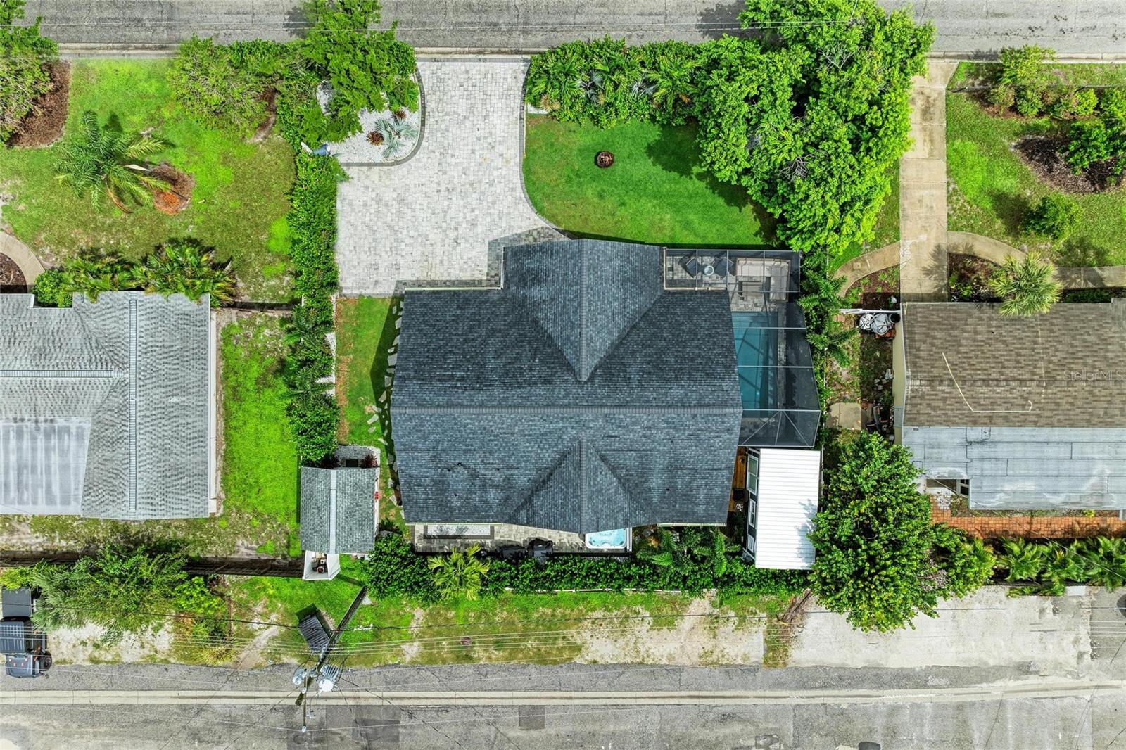 SOUTH GATE - Residential