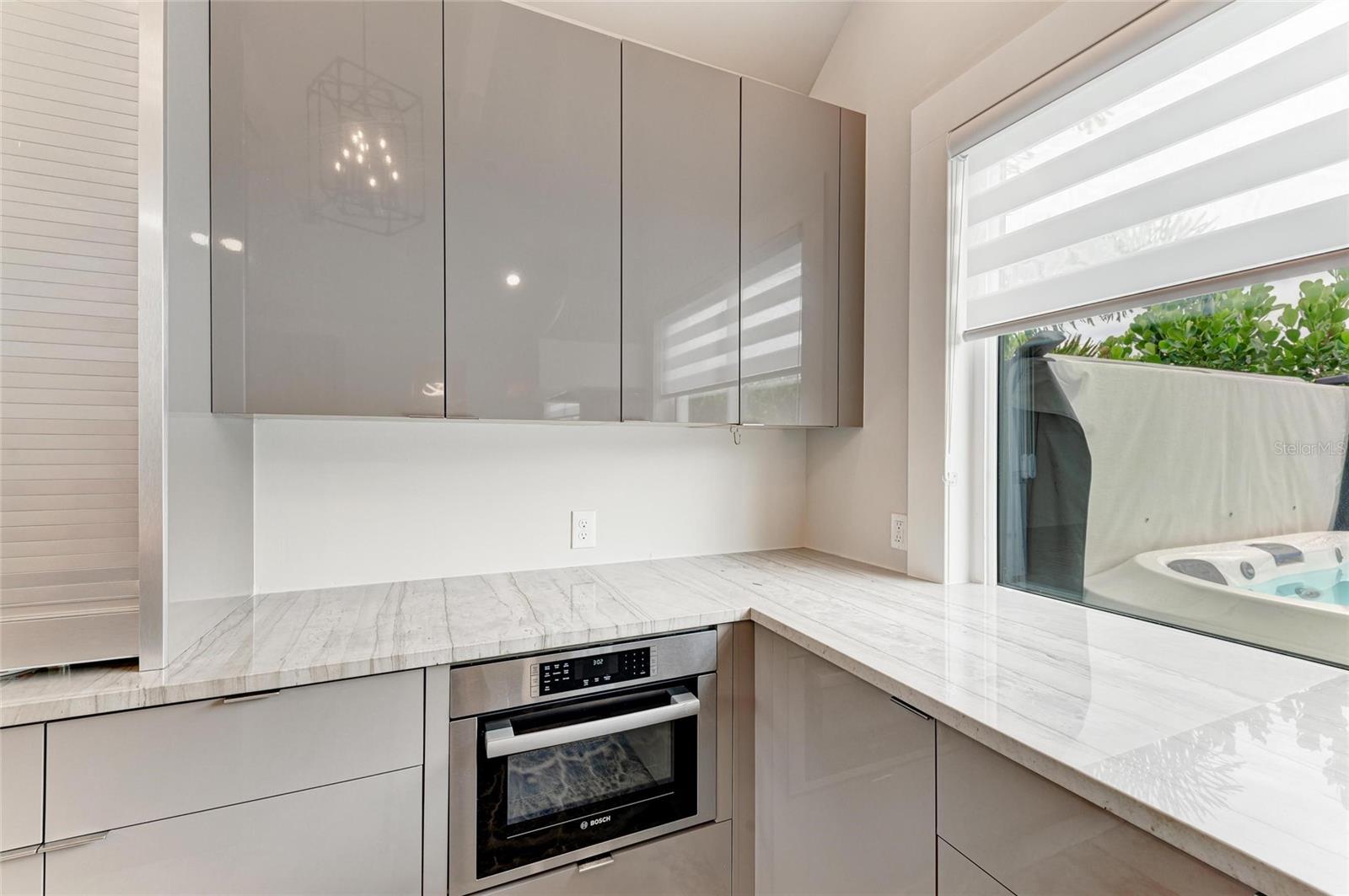 SOUTH GATE - Residential