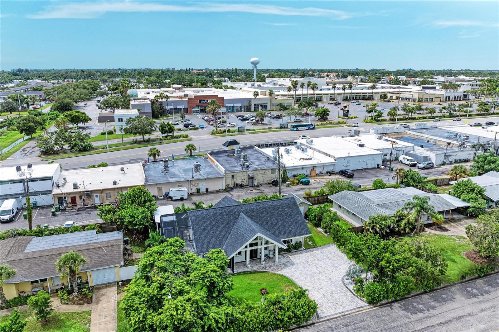 SOUTH GATE - Residential