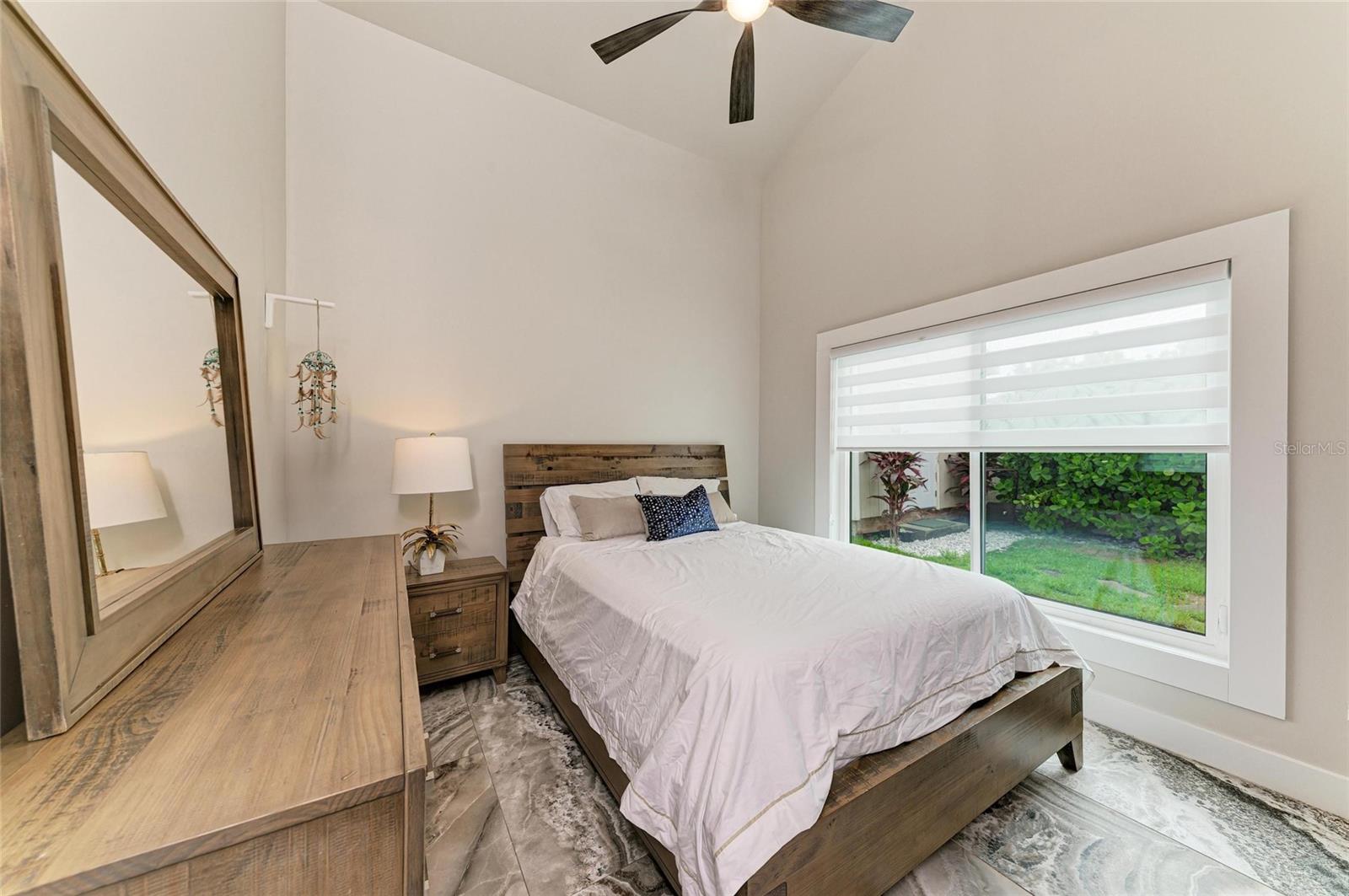 SOUTH GATE - Residential