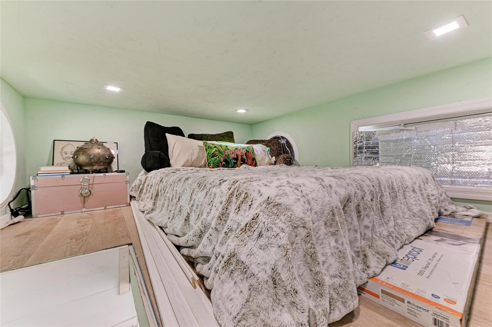 SOUTH GATE - Residential