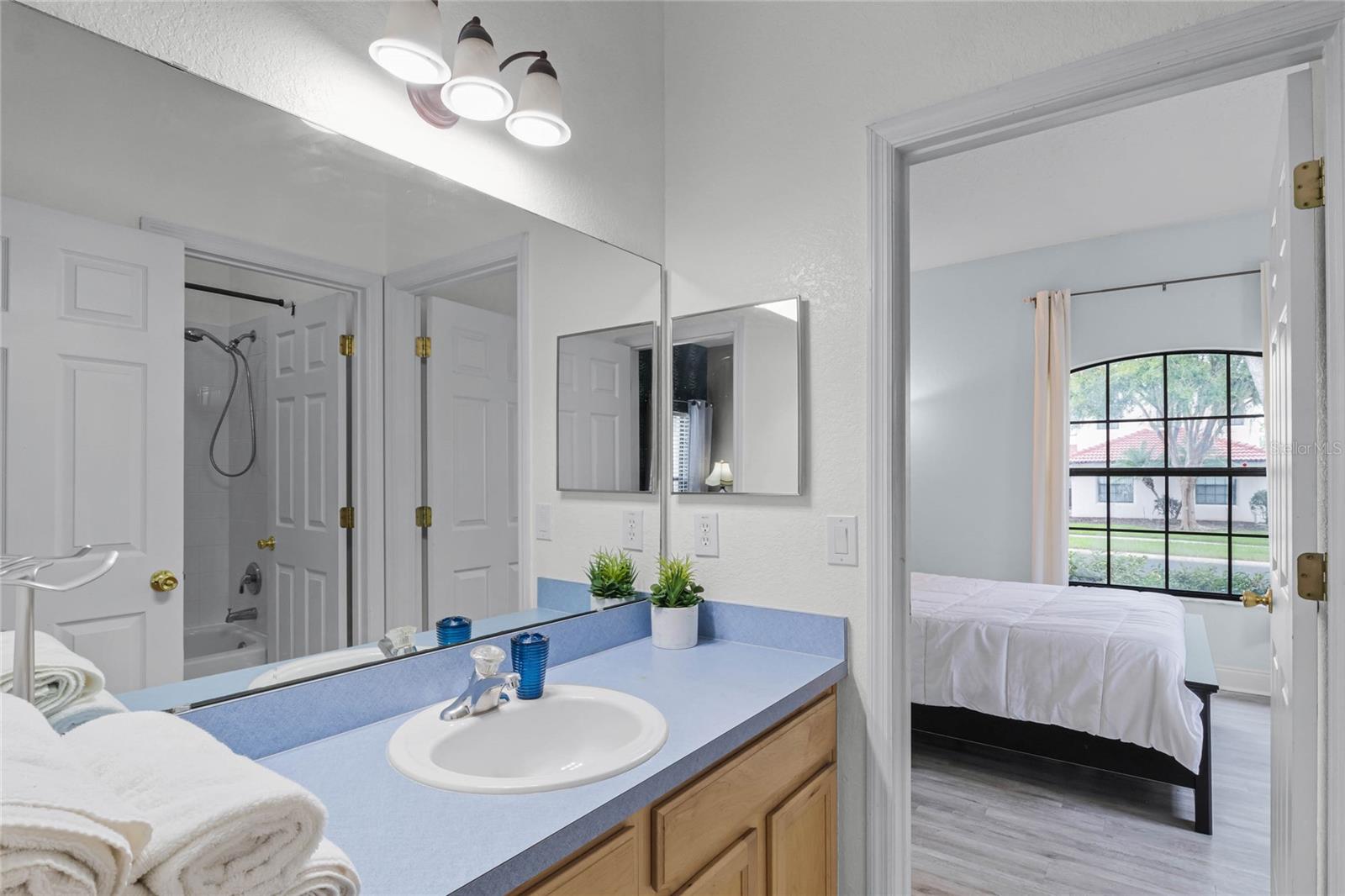 HIGH GROVE UNIT 01 LT 01 PB 50 PG 19-20 - Residential