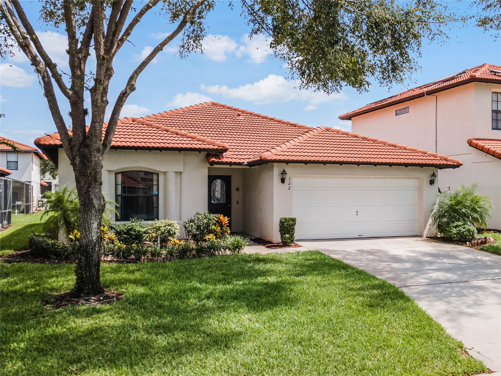 HIGH GROVE UNIT 01 LT 01 PB 50 PG 19-20 - Residential