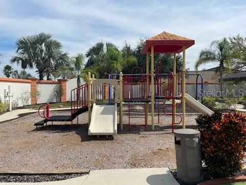 HIGH GROVE UNIT 01 LT 01 PB 50 PG 19-20 - Residential