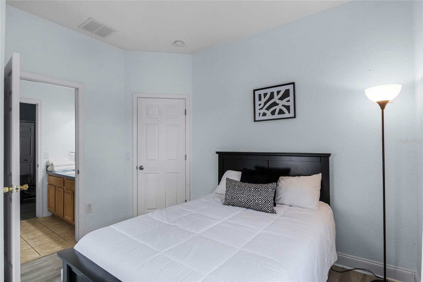 HIGH GROVE UNIT 01 LT 01 PB 50 PG 19-20 - Residential