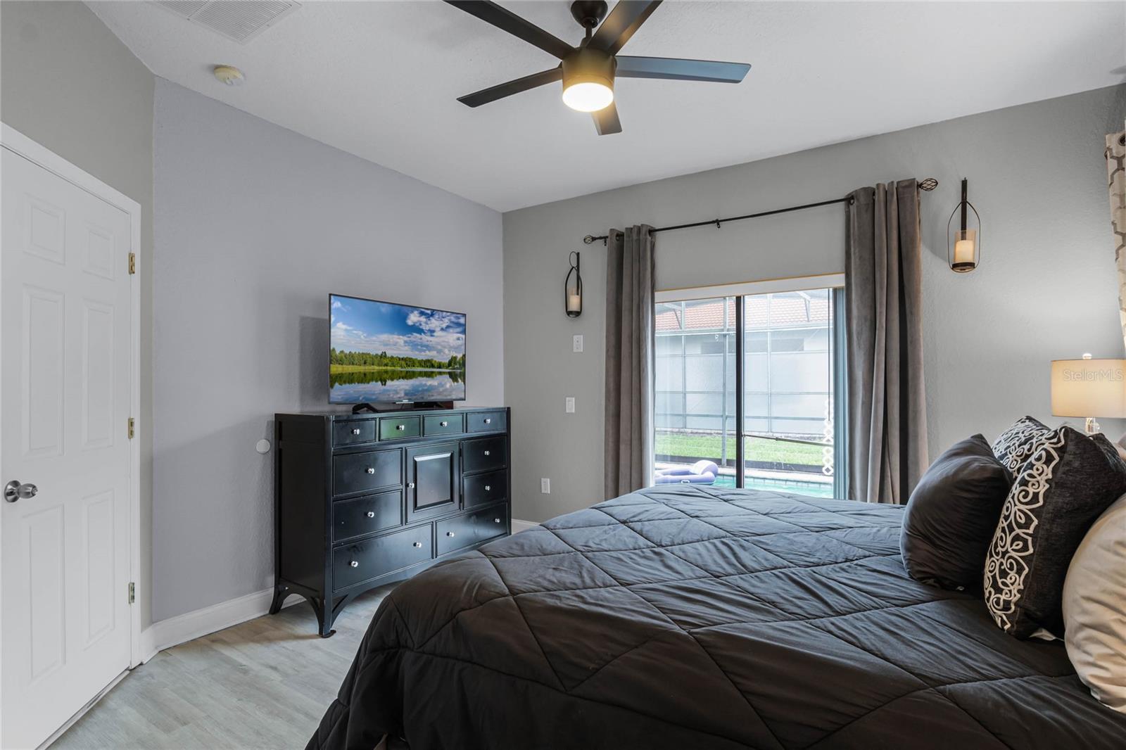 HIGH GROVE UNIT 01 LT 01 PB 50 PG 19-20 - Residential