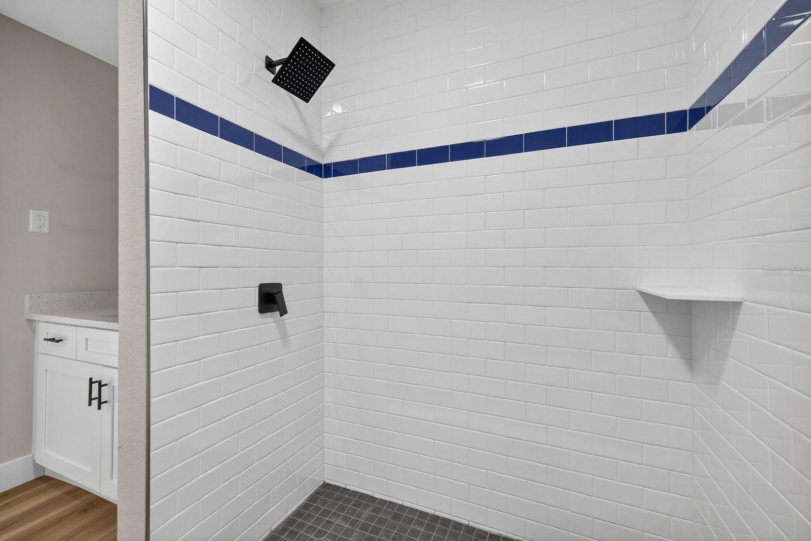 DEL RIO ESTATES UNIT 2 - Residential