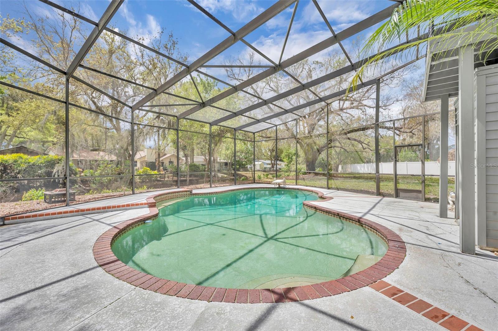 LITTLE LAKE GEORGIA TERRACE - Residential