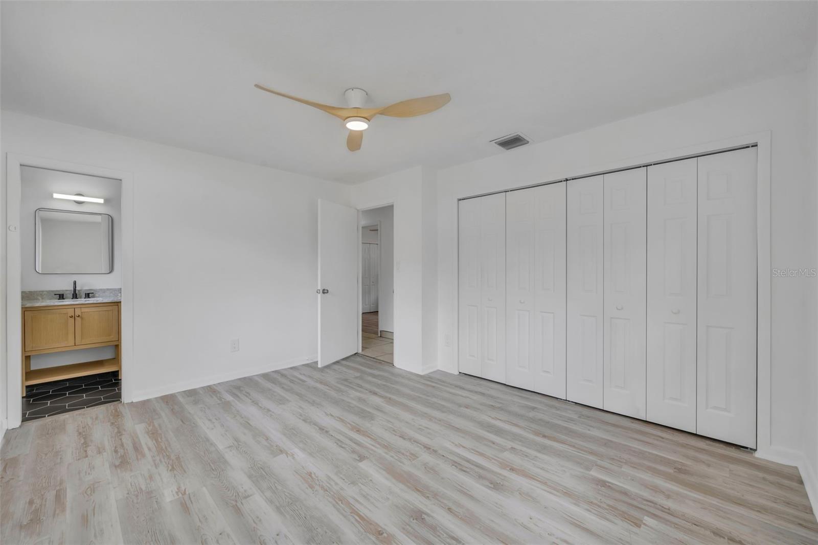 LITTLE LAKE GEORGIA TERRACE - Residential