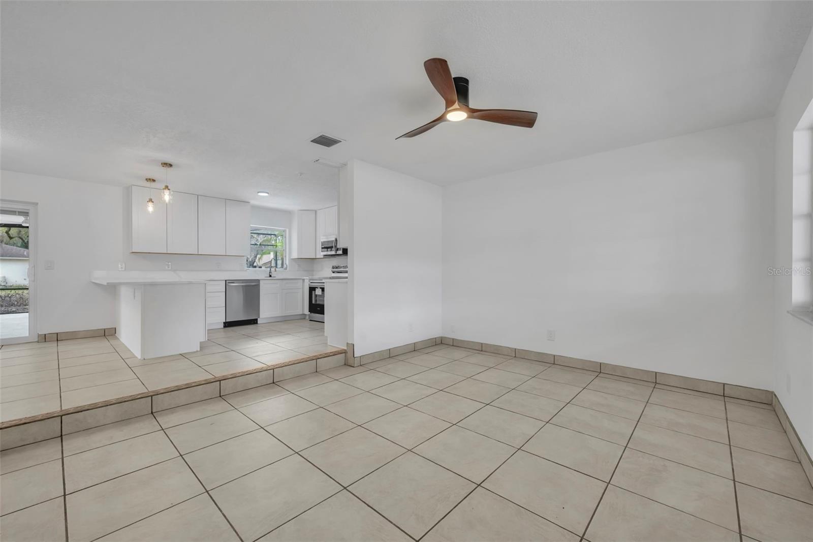 LITTLE LAKE GEORGIA TERRACE - Residential