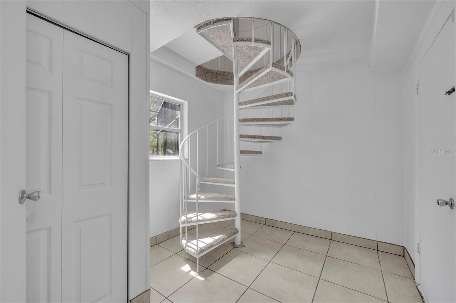 LITTLE LAKE GEORGIA TERRACE - Residential