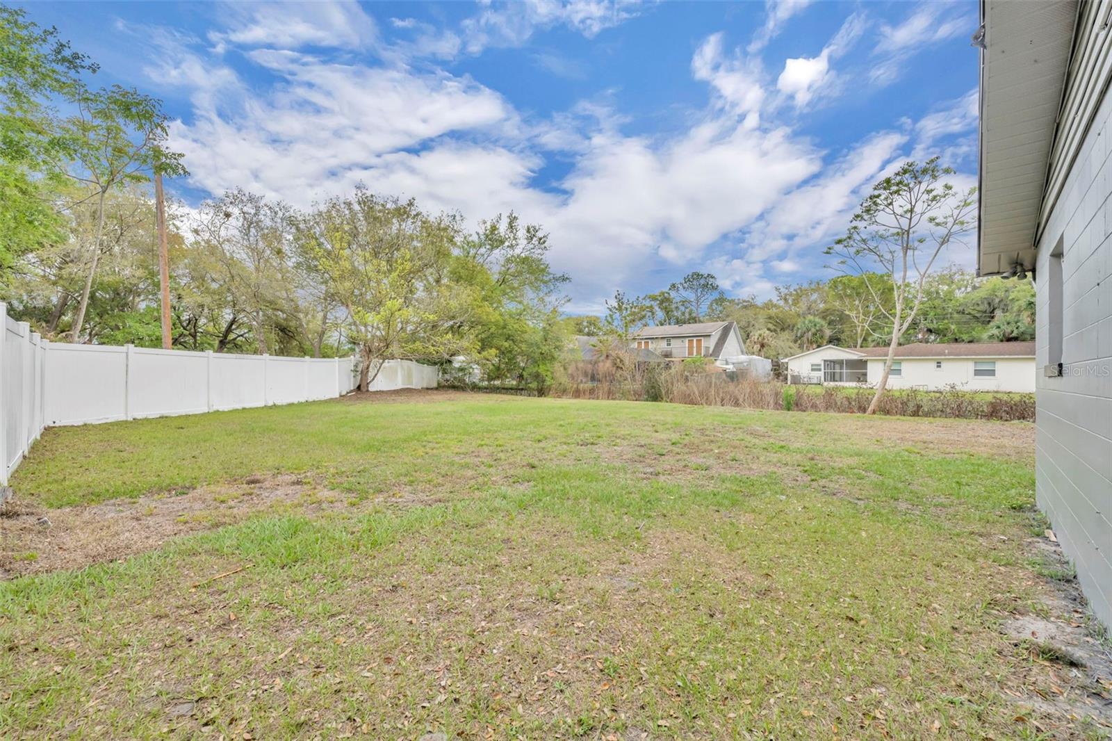 LITTLE LAKE GEORGIA TERRACE - Residential