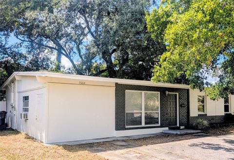 Photo of 3006 E Anderson Street, Orlando, FL 32803 (MLS # TB8486930)