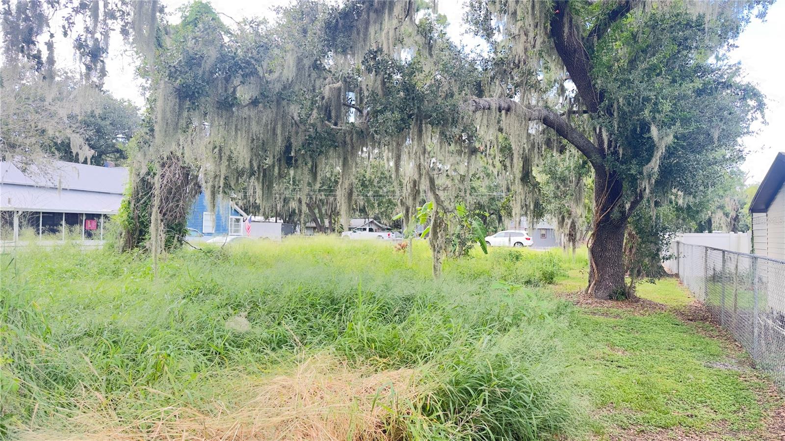 Great location. ready for a new construction
