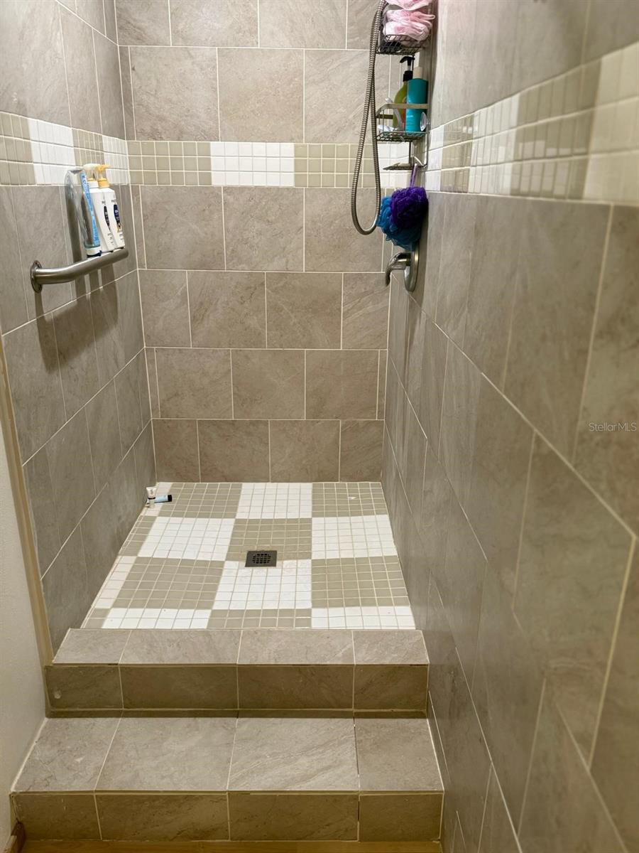 EUROPEAN VILLAGE COMM CONDO - Residential