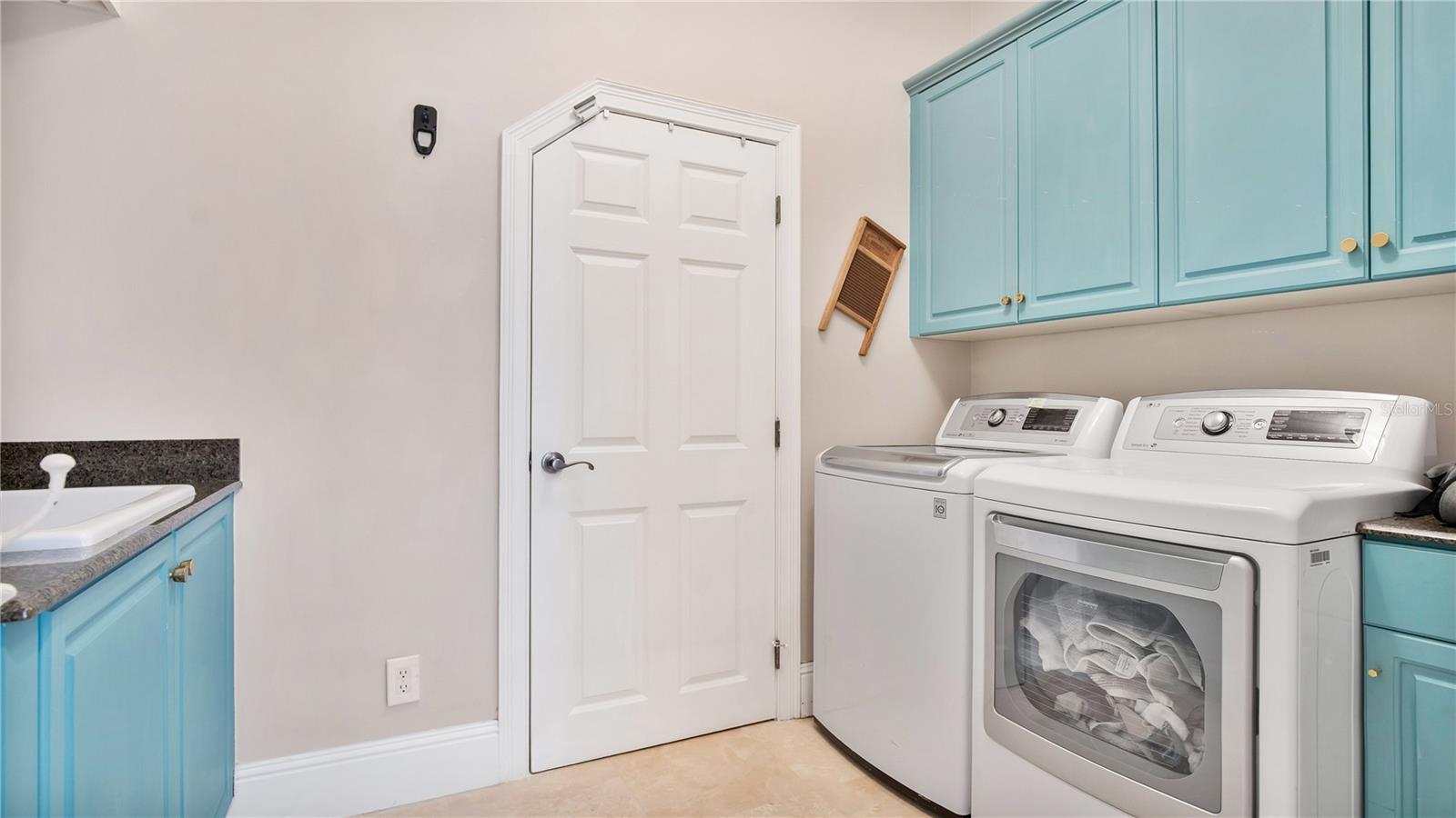 BALDWIN PARK UNIT 1 - Residential