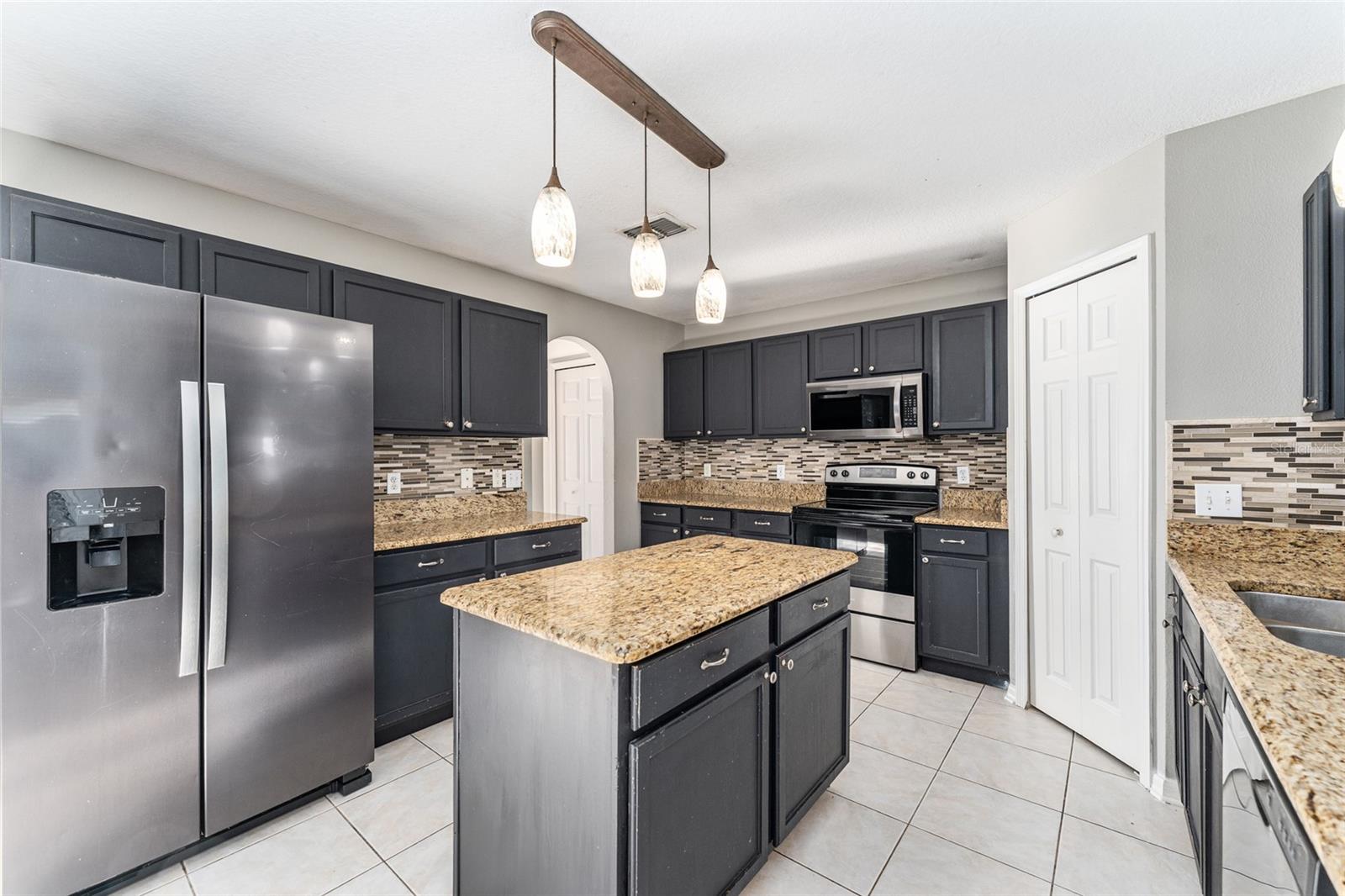 FRUITLAND PARK GLEN PH 01 02 & 03 - Residential