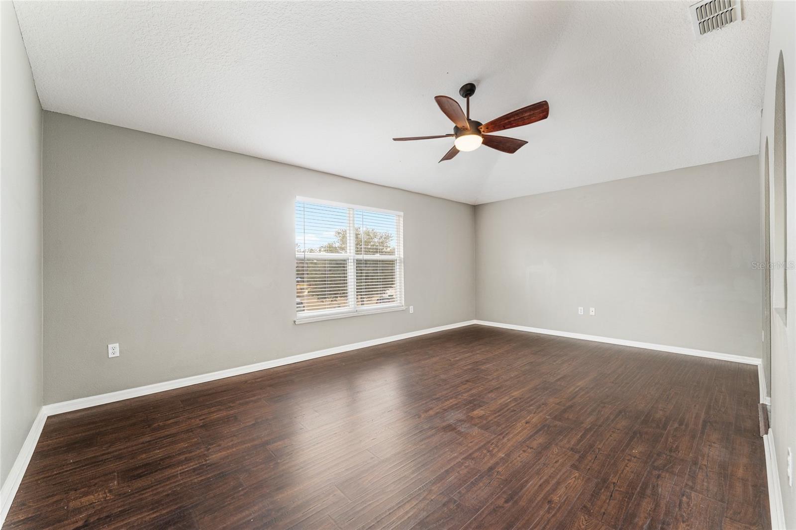 FRUITLAND PARK GLEN PH 01 02 & 03 - Residential