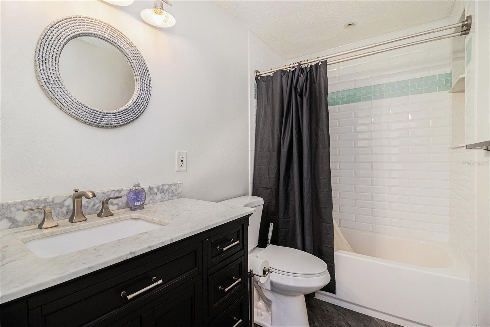 OXFORD RIDGE - Residential