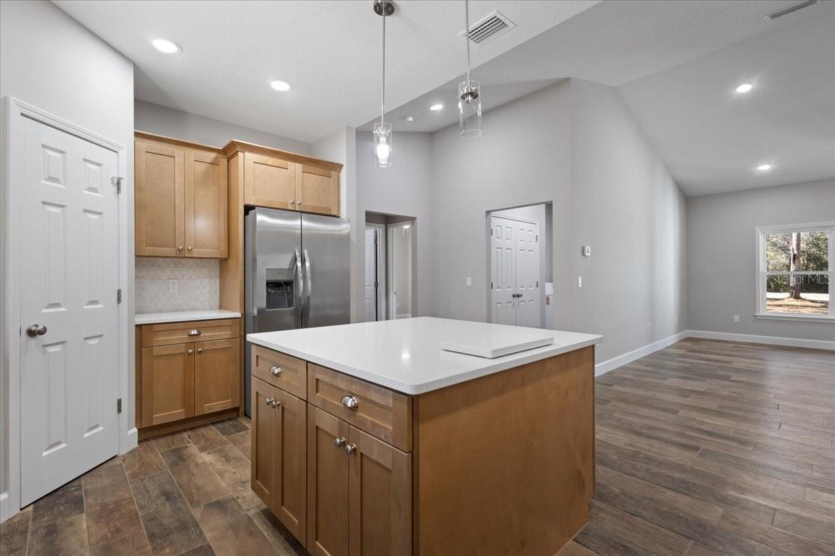 BUCK BAY PH 2 - Residential