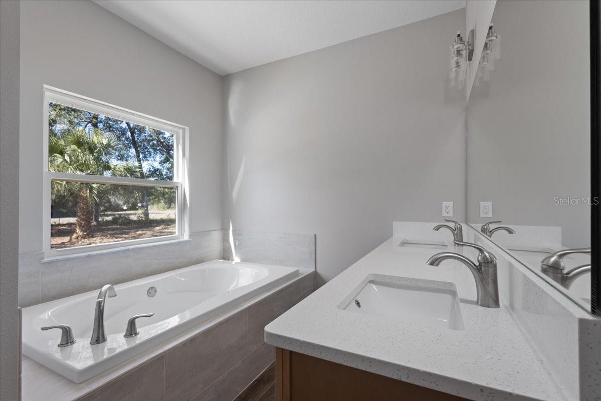 BUCK BAY PH 2 - Residential