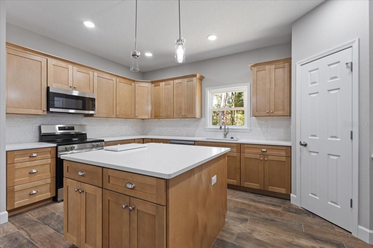 BUCK BAY PH 2 - Residential