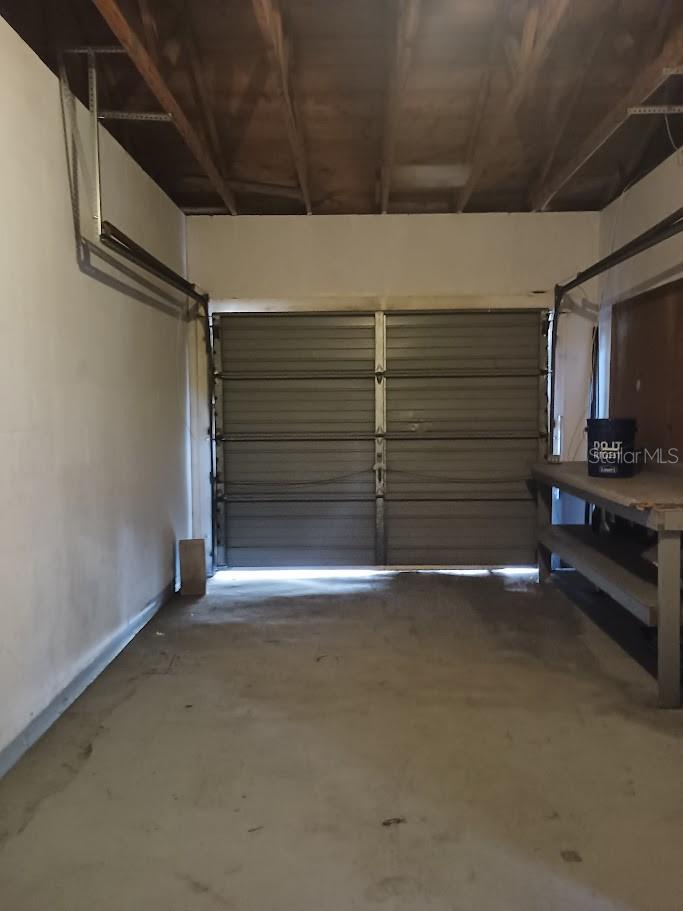 TEMPLE TERRACE MANOR - Residential Lease