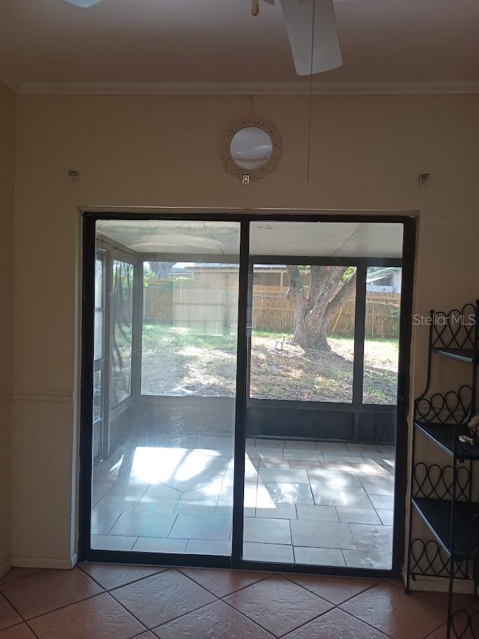 TEMPLE TERRACE MANOR - Residential Lease