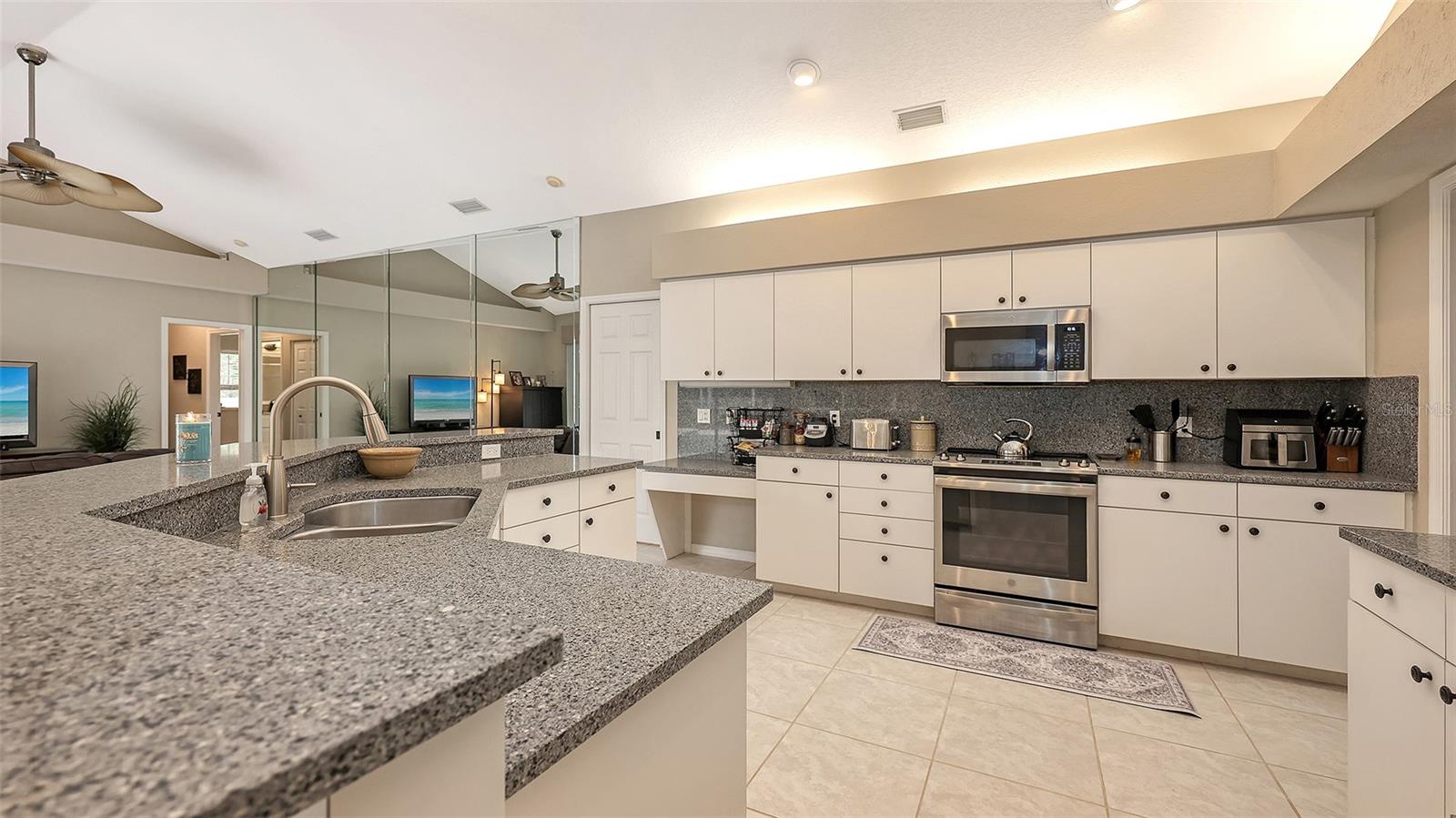 SERENOA - Residential