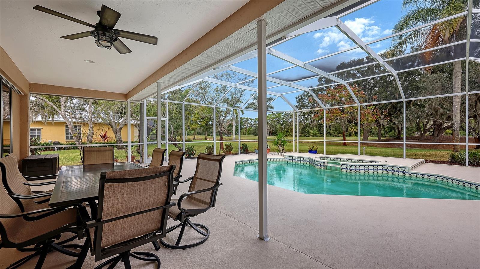 SERENOA - Residential