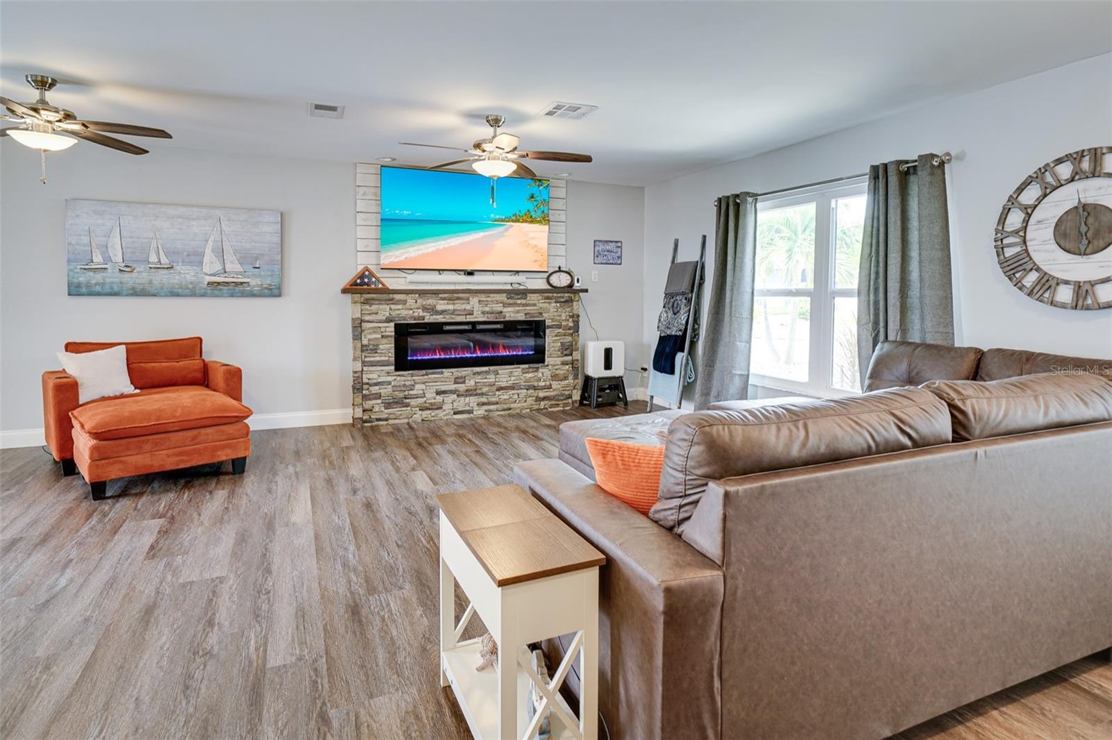 APOLLO BEACH UNIT 08 SEC A - Residential