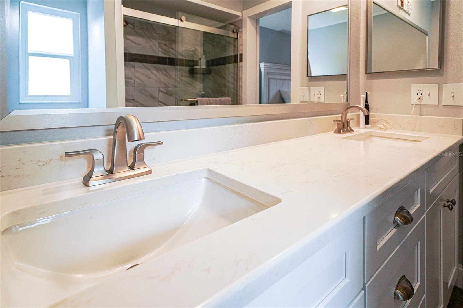 APOLLO BEACH UNIT 08 SEC A - Residential