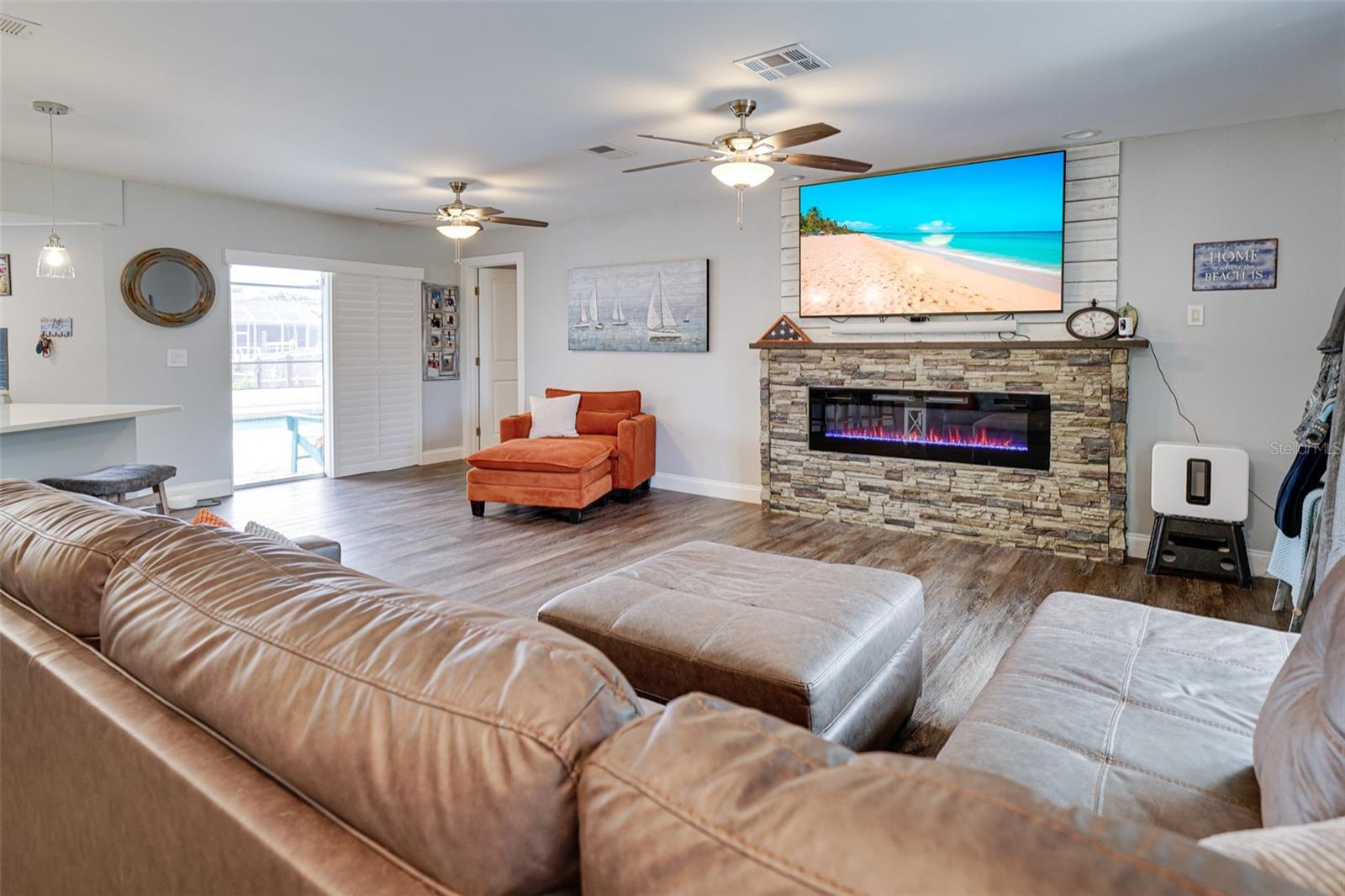 APOLLO BEACH UNIT 08 SEC A - Residential