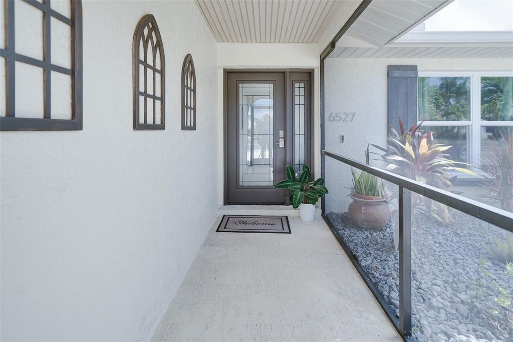 Photo of 6527 Bimini Court, Apollo Beach, FL 33572 (MLS # TB8464609)