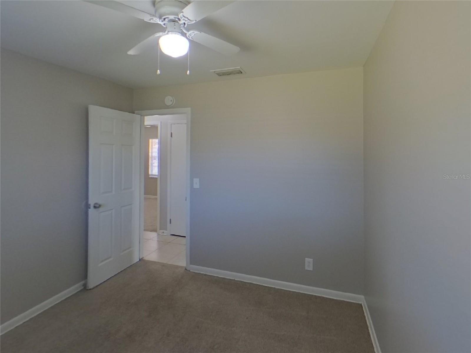 LAND LACKEY ESTATES UNIT 2 - Residential Lease