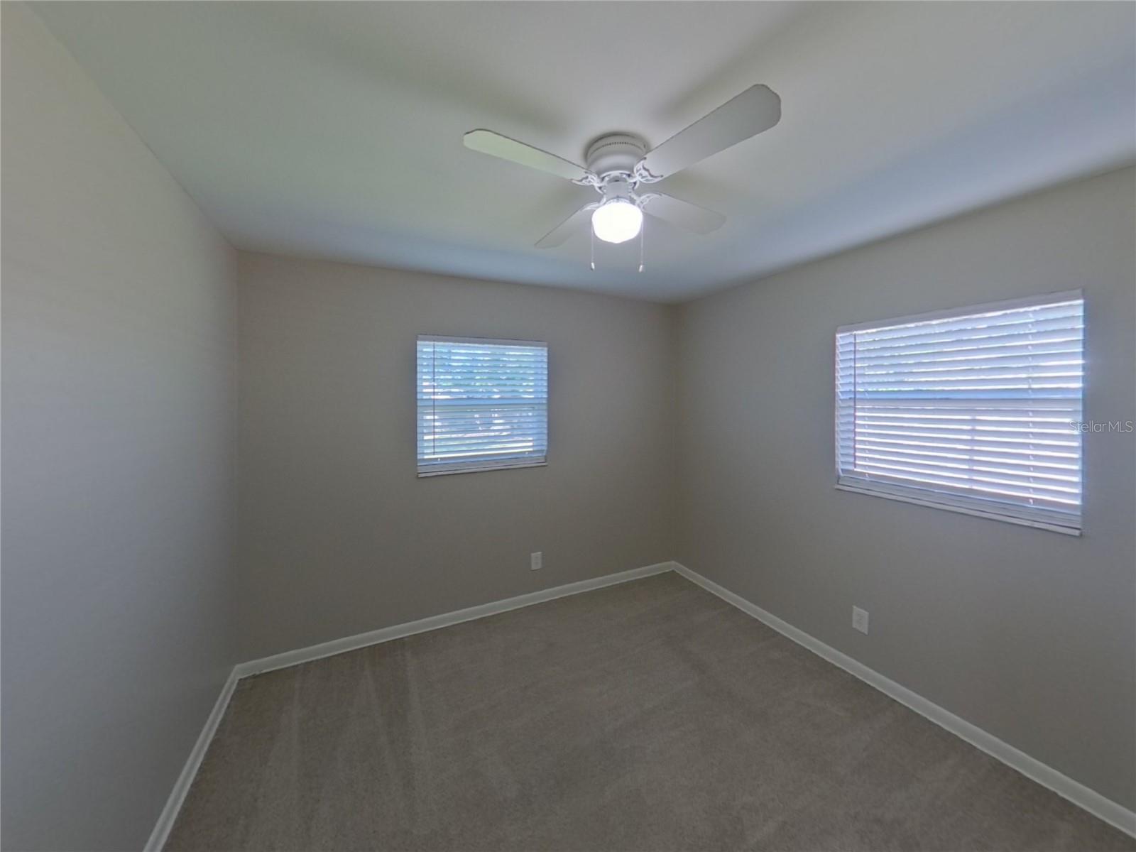 LAND LACKEY ESTATES UNIT 2 - Residential Lease