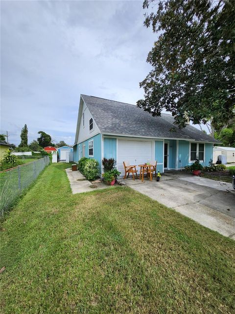 7720 CHAPEL AVENUE PORT RICHEY FL 34668