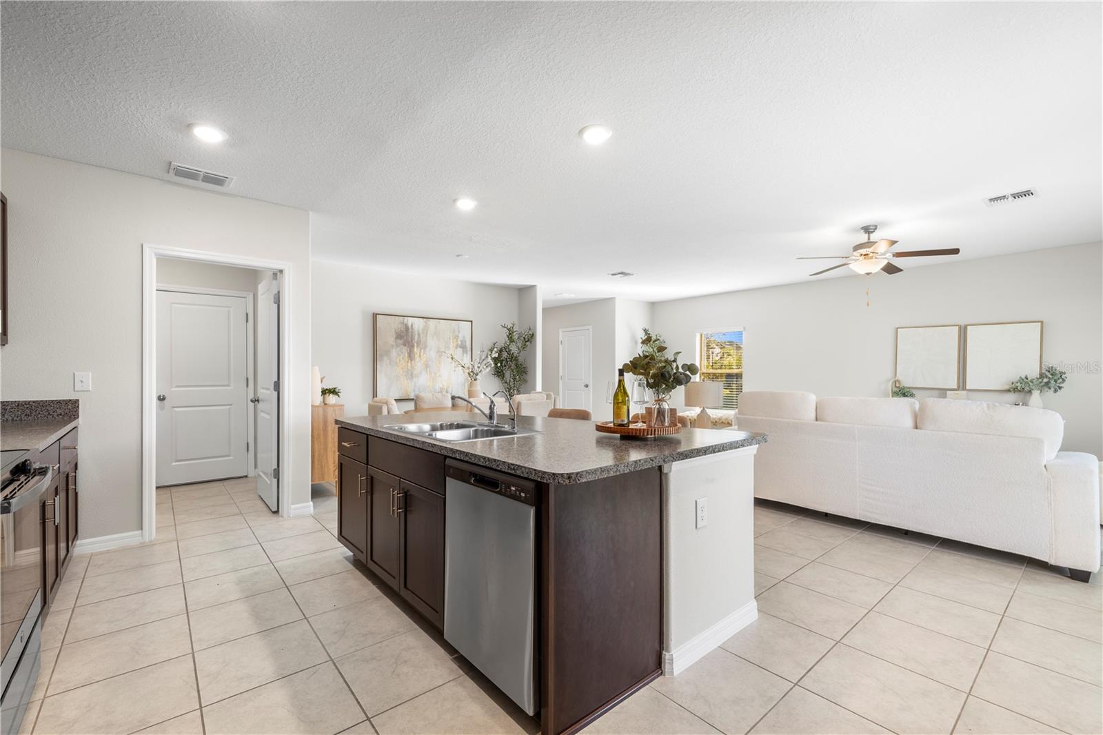 TOUCHSTONE PH 4 - Residential