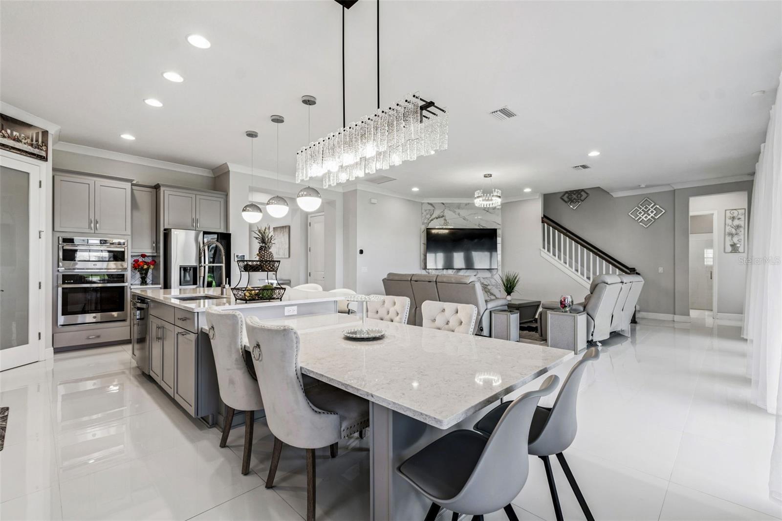 MIRADA PARCEL 2 PB 89 PG 50 BLOCK 1 LOT 1 - Residential