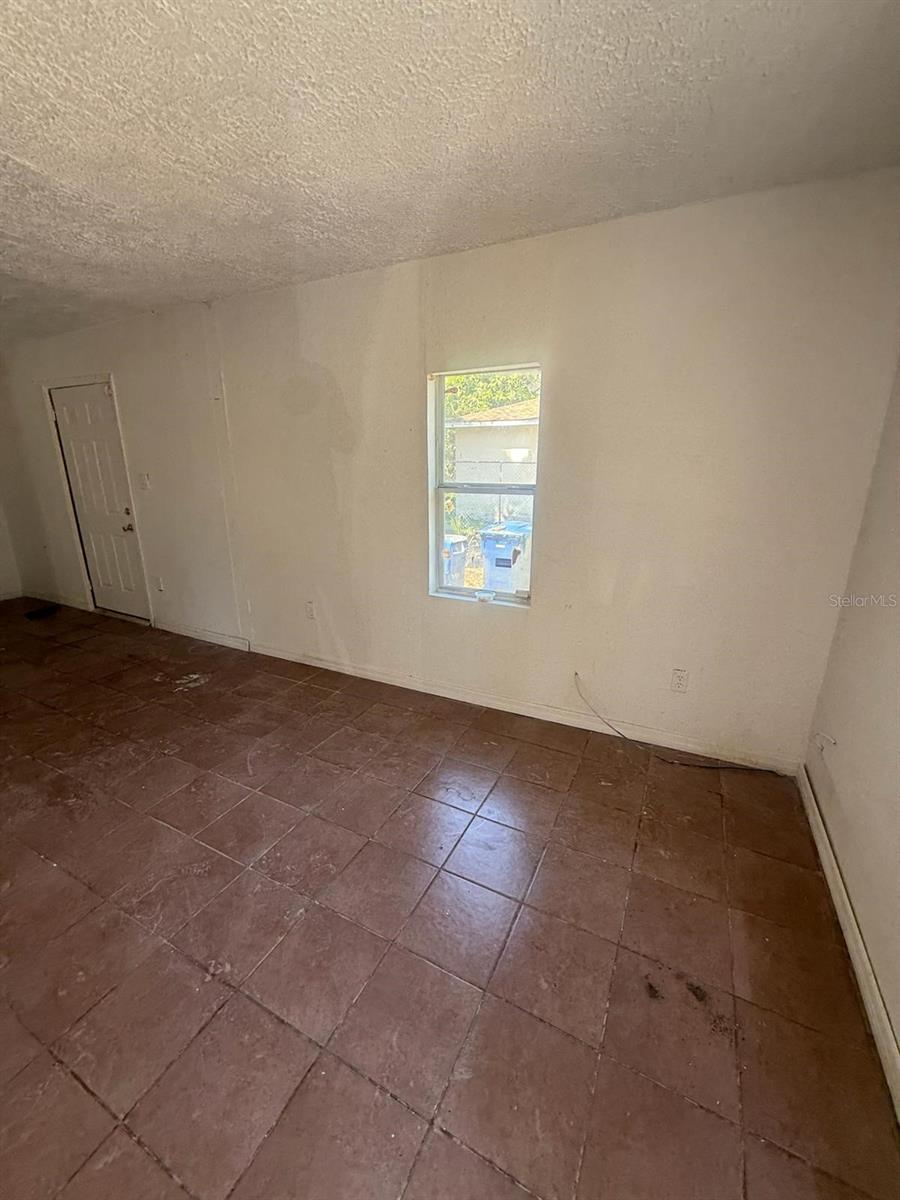 3613 DELEUIL AVENUE