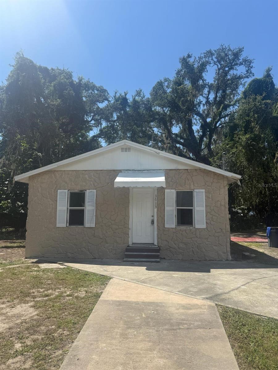 3613 DELEUIL AVENUE