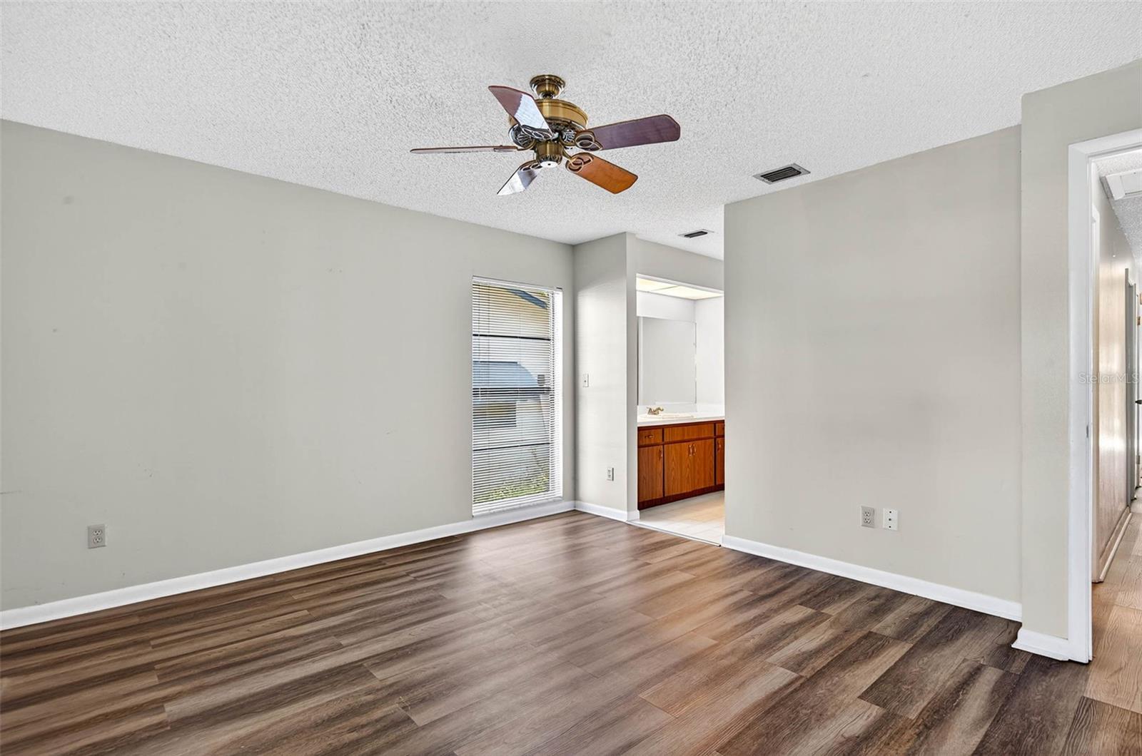 RIVERSIDE ESTATES CORR - Residential