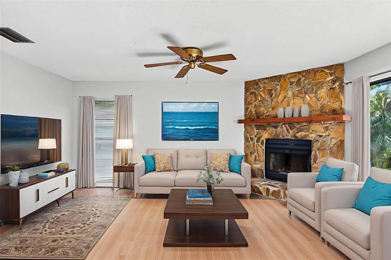 RIVERSIDE ESTATES CORR - Residential