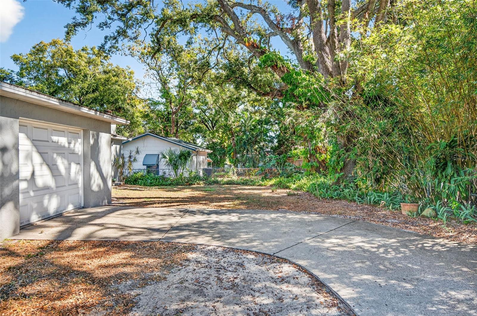 RIVERSIDE ESTATES CORR - Residential