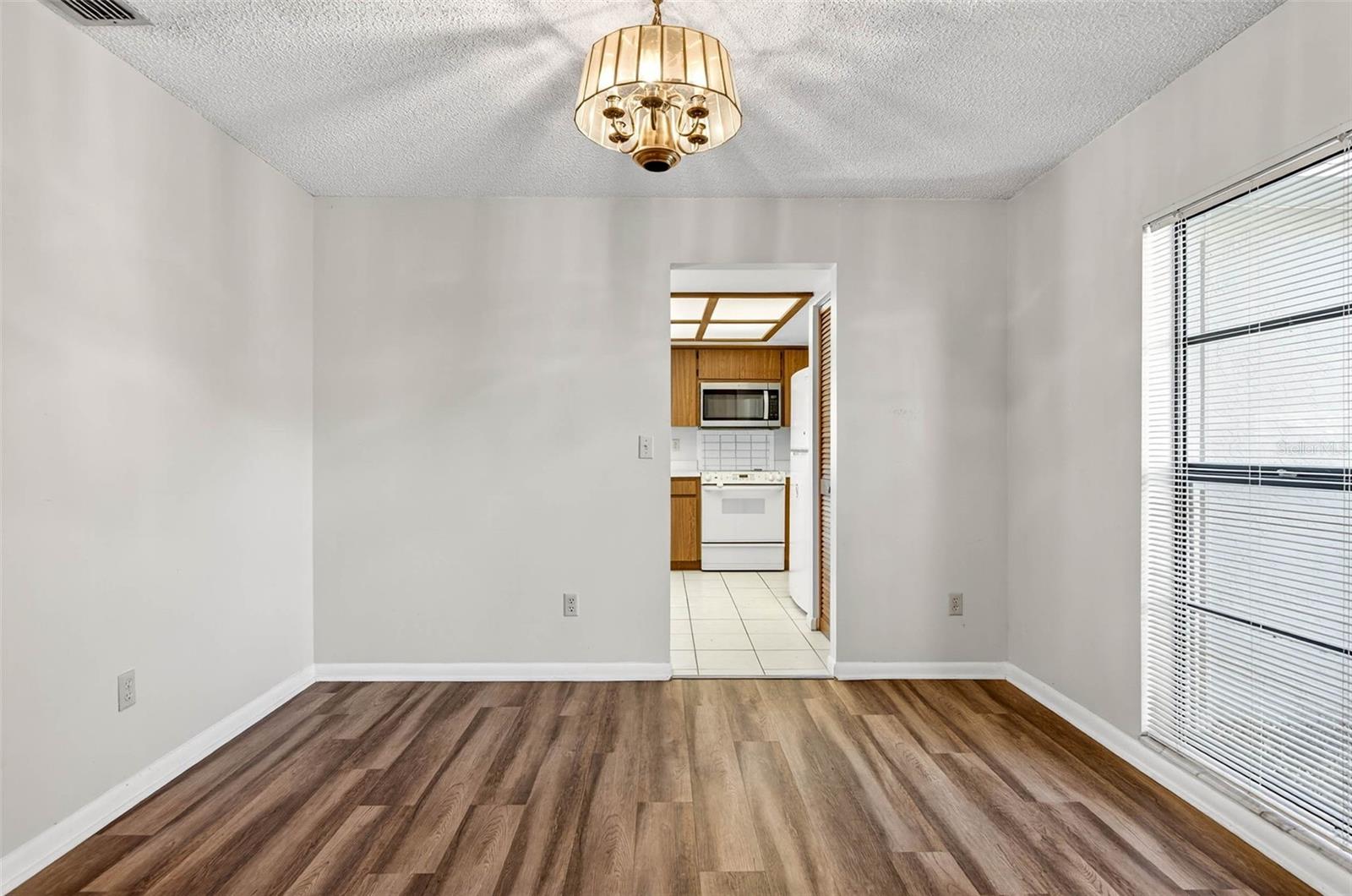 RIVERSIDE ESTATES CORR - Residential